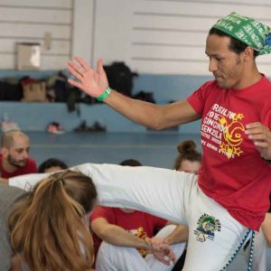 Cours d’éveil capoeira juin 2016 Ct Arnaud